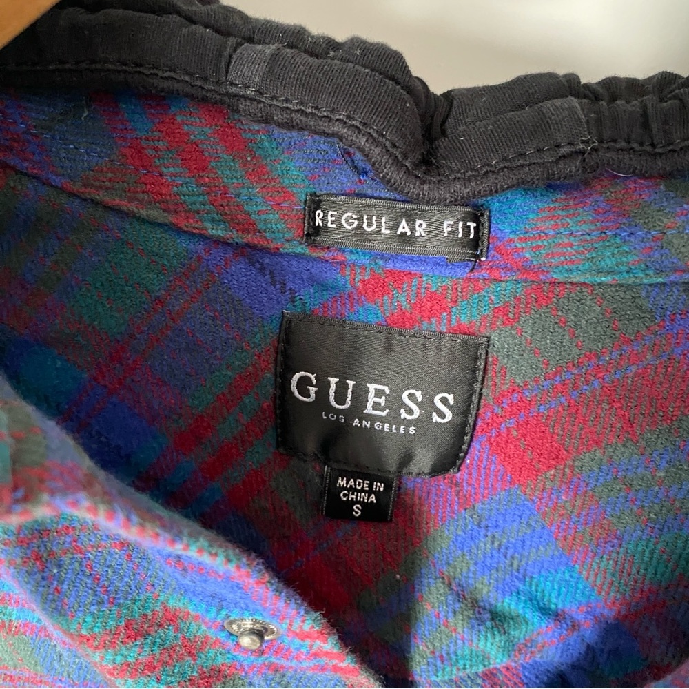 Guess Plaid Button-Up Shirt with detachable hood - Picture 6 of 6